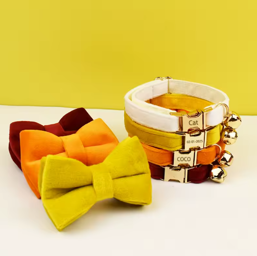 Stylish Adjustable Cat Collar with Bowknot & Engraving - Safety Breakaway Design