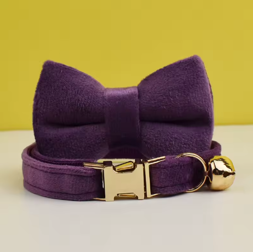 Stylish Adjustable Cat Collar with Bowknot & Engraving - Safety Breakaway Design